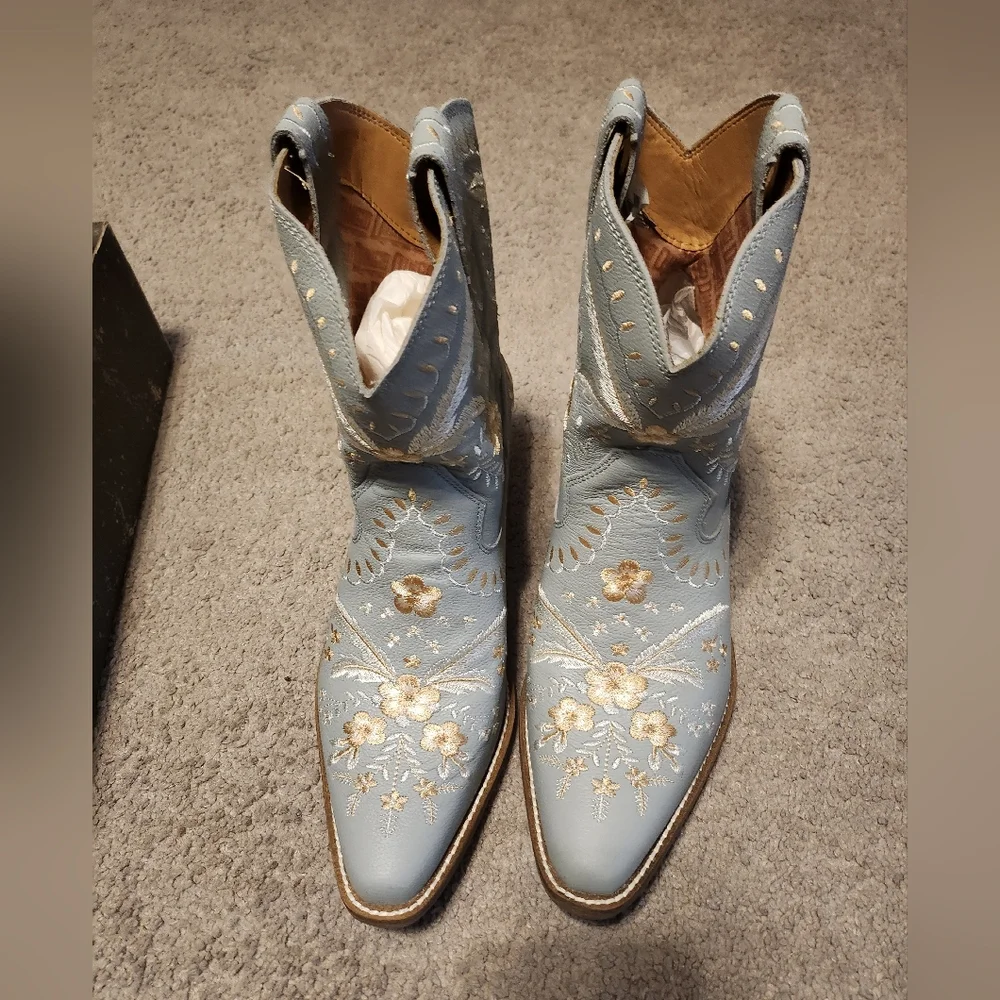 Dingo Women's Boots - Picture 1 of 7